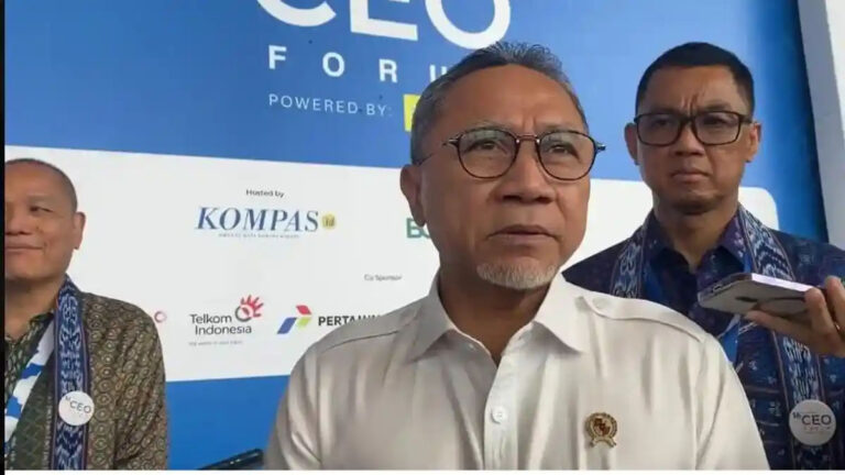 Heboh! Nama Zulkifli Hasan Diseretm PAN Bantah Tuduhan Biang Banjir Sumatera!